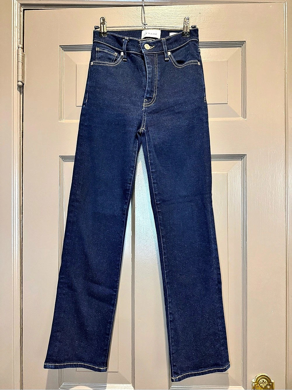 Frame Le Sleek Straight Leg Jeans in Blue Waist 24 Like New
